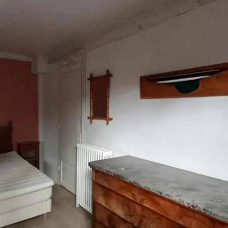 Maison De De Famille Sous Les Pins *